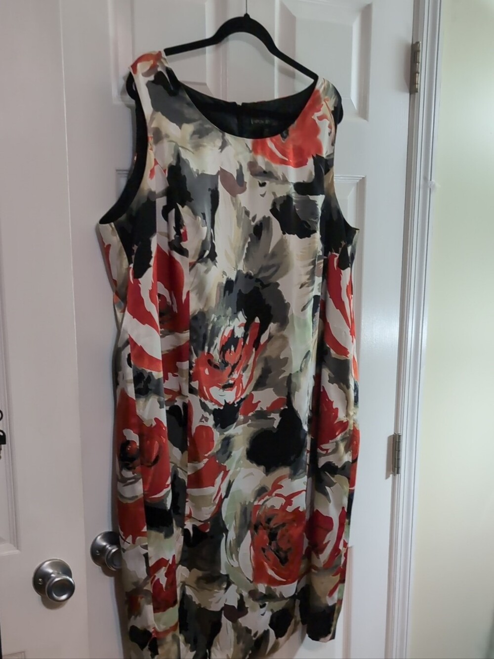 Nipon Boutique Sleeveless Floral Shift Dress in Cream, Orange, Black